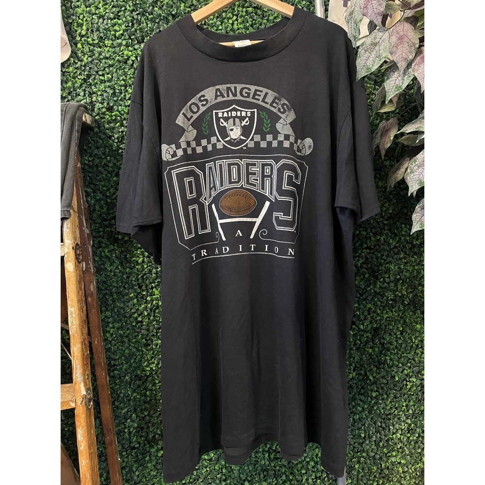 vtg 90s LOS ANGELES RAIDERS Sleeper Tshirt //nfl fan lounge wear cute comfy team